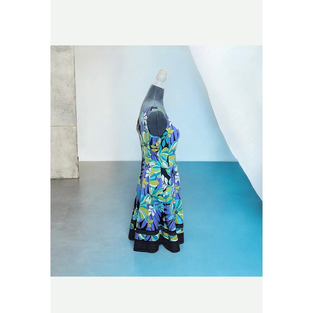 NINE WEST FIT & FLARE SEXY WORK CASUAL CRUISE BEACH LINED 10 - Picture 2 of 6